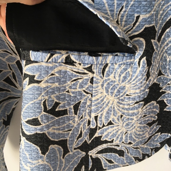 Ellen Tracy Silk and Wool Open Front Blazer Jacket Floral Print Sz 10 - Picture 10 of 15